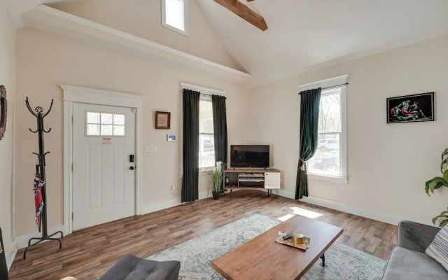 Springfield Home < 1/2 Mi to Commercial Street!