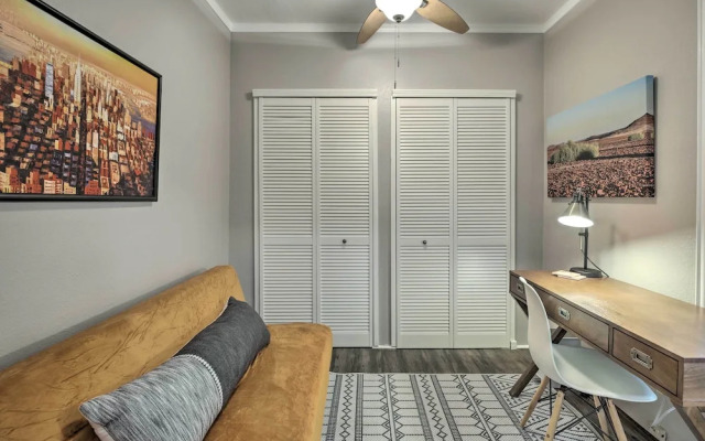 4 Mi to Dtwn: Dallas Gem w/ Furnished Patio