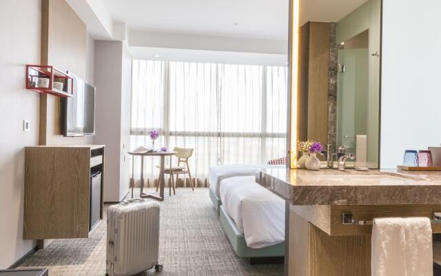 Hsin Hotel
