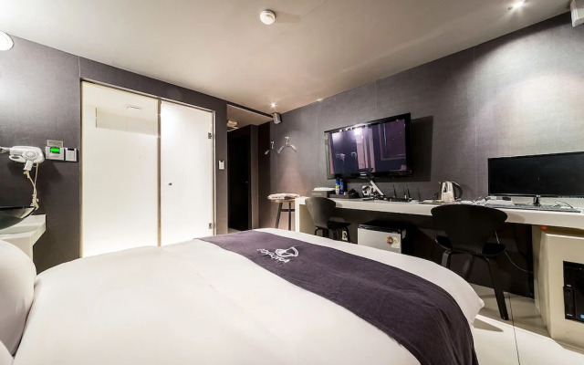 Cogora Hotel