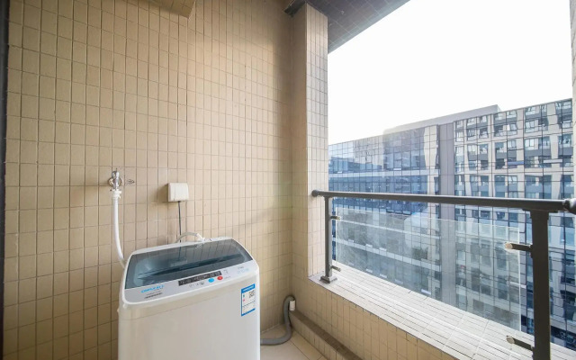 Guangzhou Laiste ApartHotel - Free Shuttle Bus to Canton Fair Complex During Canton Fair Period