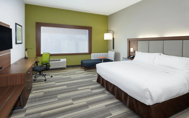Holiday Inn Express & Suites Chicago North Shore - Niles by IHG