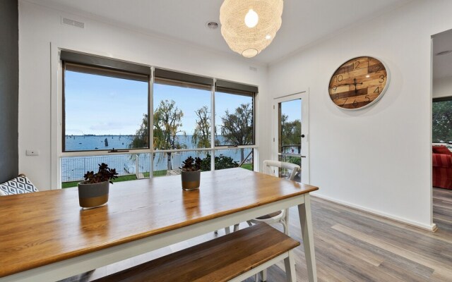Lakeside Landing - Waterfront