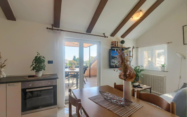 Apartment Ari - Pula, cozy with roof terrace