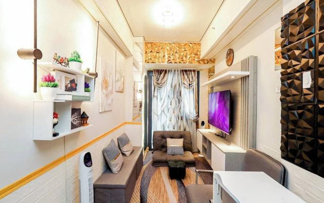 Sapphira Manor Luxurious Condo by the Bay