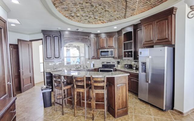 Hotel Esmeralda Beach Resort