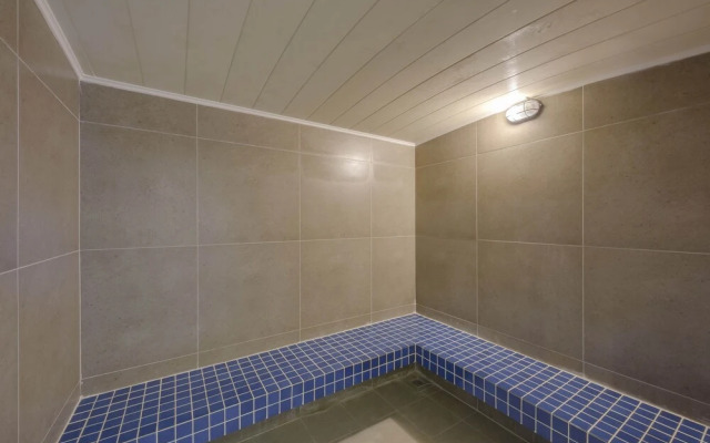 Residence 105 Hotel & Apartment