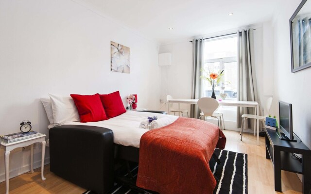 The Golborne Road Apartment - LBG