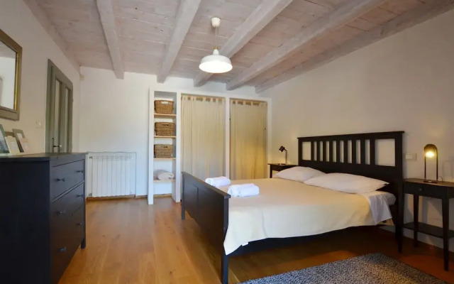 Majestic Rustical Kanfanar Villa With Pool