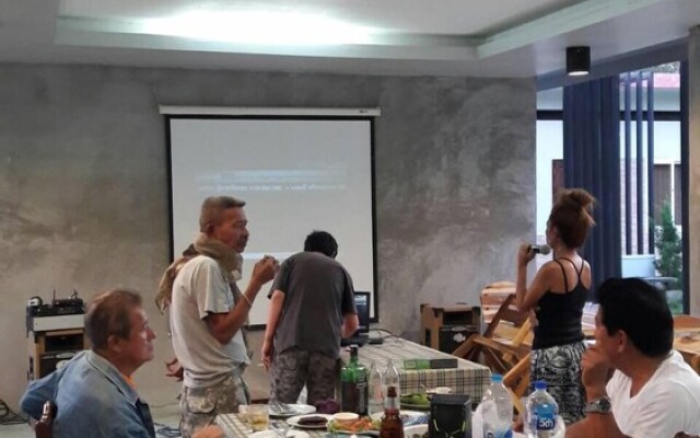 Suanrimtarn Suanphung