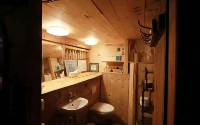 Chalet in Rossiniere With Sauna and Mountain Views