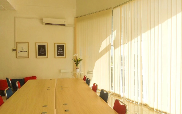 Best Location Studio Park View Condominium Apartment