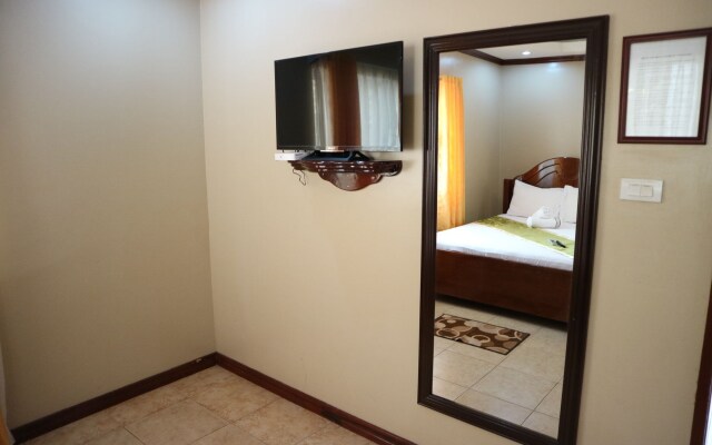 Cambriza Suites