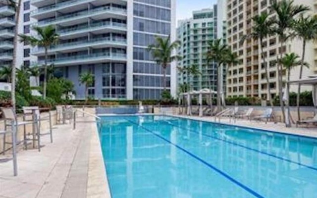 Beautiful Miami Brickell 2br2ba in Famed Conrad 4 Guests