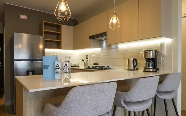 w Extraordinary 2BR With Balcony in Miraflores