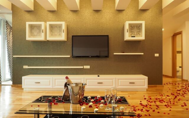 Hill Residence