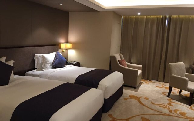 Sky World Hotel Qingdao