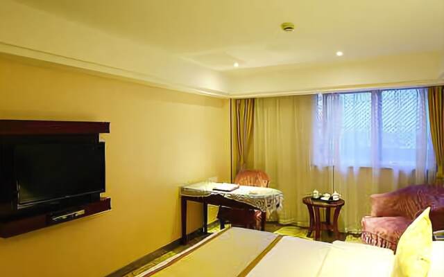 Jinlong Hotel