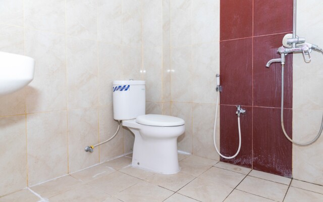 RedDoorz Premium @ Sea Residence Manado