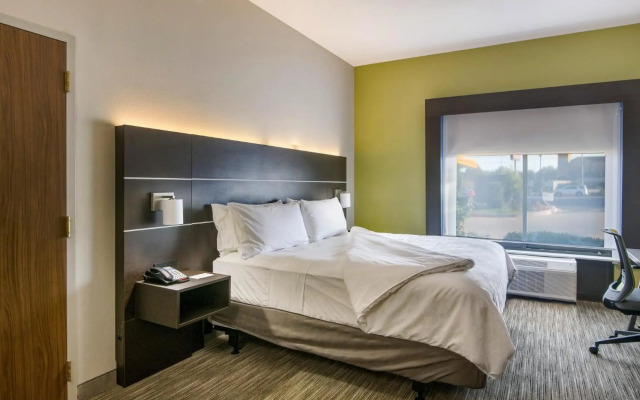 Wingate by Wyndham Longview