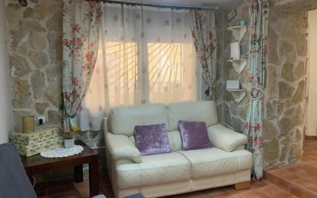 Cueva Colorin Alloza.