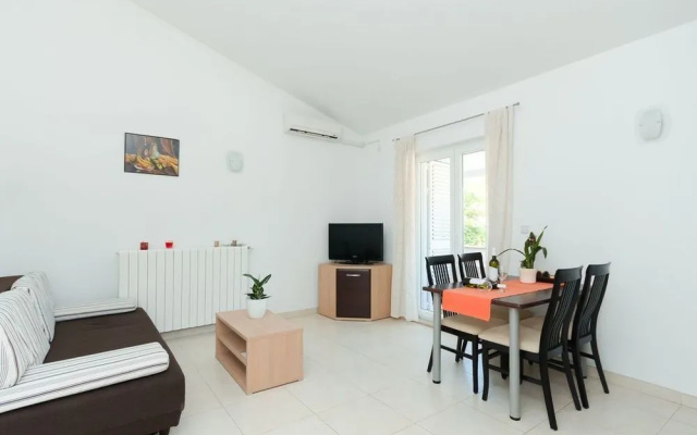 Apartment Boris 771