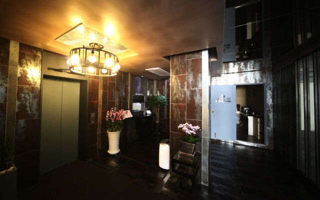 Jun Motel