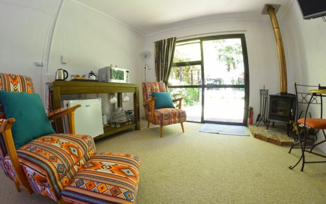 Te Popo Gardens Rural Retreat