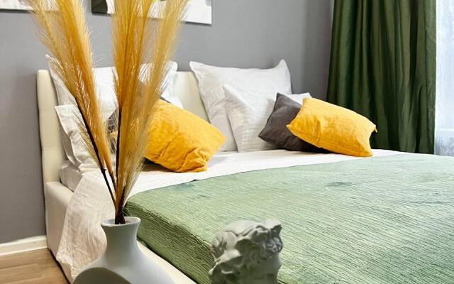 Sunny Days (Санни Дейз) на улице Михайлова