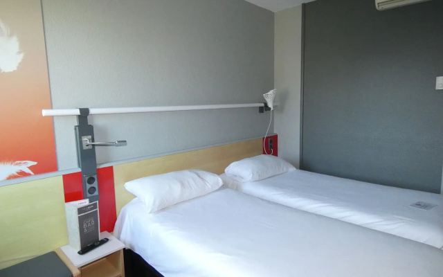 Hôtel ibis Saintes
