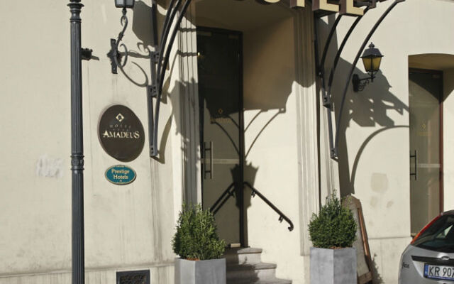 Amadeus Hotel