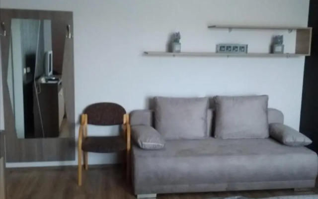 KarosPool Apartman