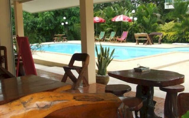 Xanadu 2008 Resort