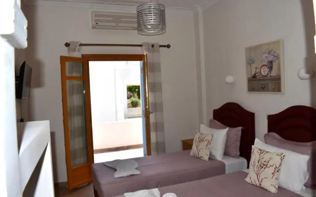Minoa Hotel