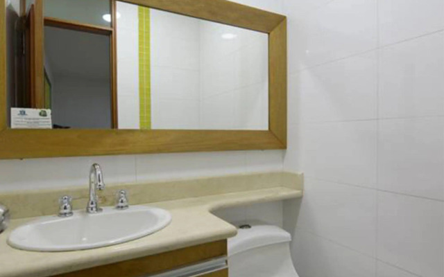 Hotel Monarca