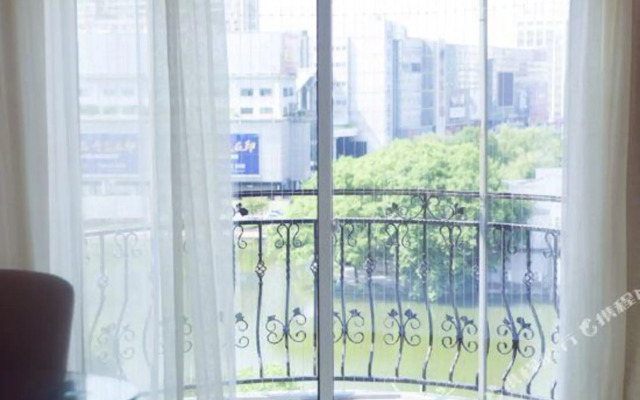Aiwei Shangpin Hotel