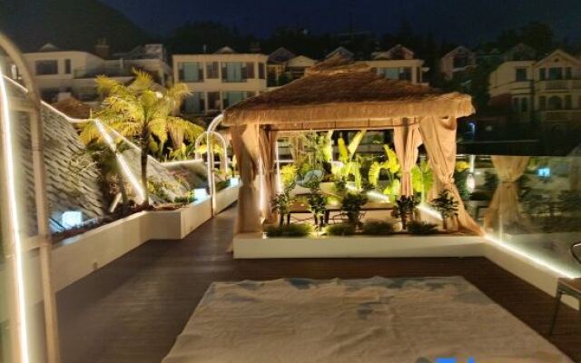 Tengchong Yuegu Hot Spring Homestay