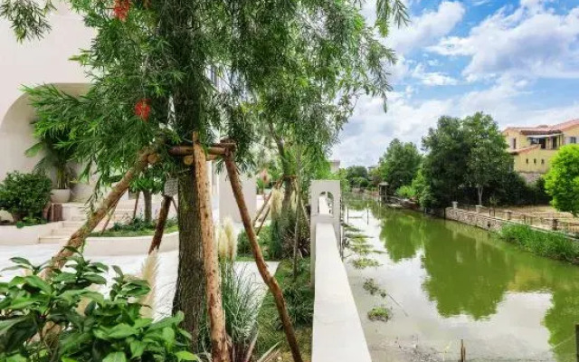 Ruyi Garden Hotel
