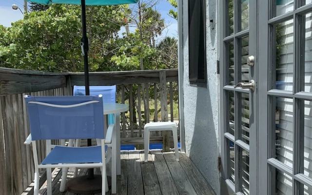 Sabal Palms Inn