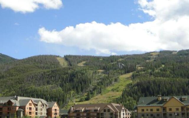 18 Autumn Brook Condo