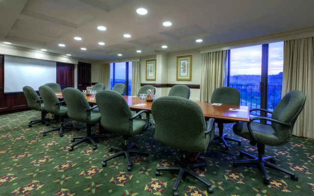 Radisson Hotel Cincinnati Riverfront