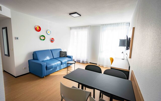 Le Hüb Grenoble Hotel