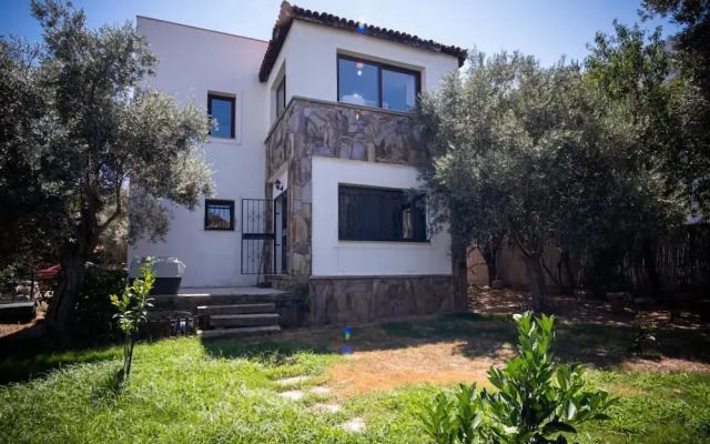 Refreshing Home With Garden in Torba Bodrum