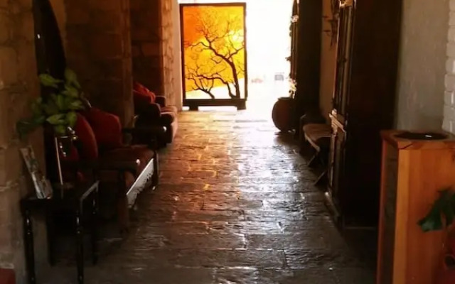 Hotel Los Arcos