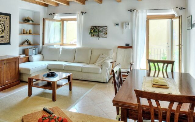 Apartment in Costermano With Garden, Sauna, Swimming Pool