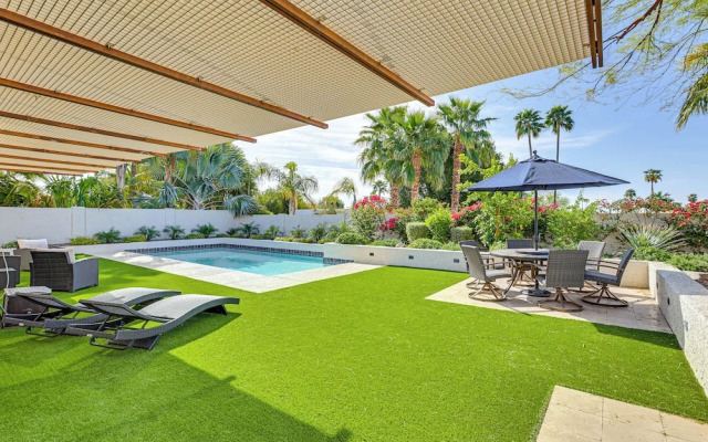 Outdoor Entertainment Space: Home in Scottsdale