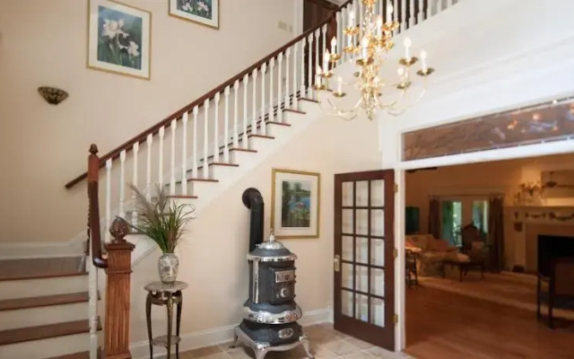 Heron Cove Bed & Breakfast