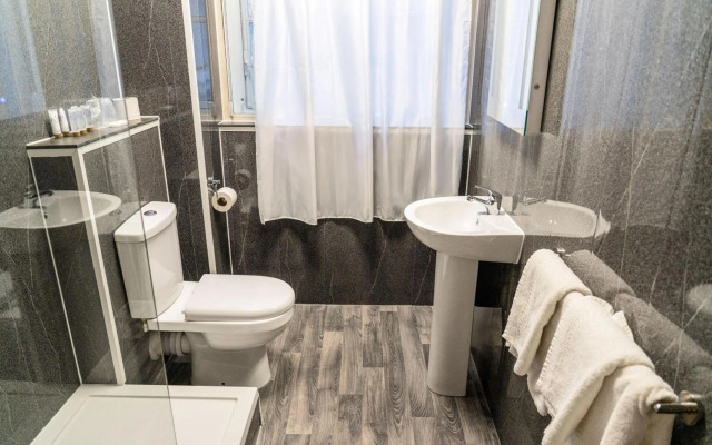 Britannia Adelphi Hotel
