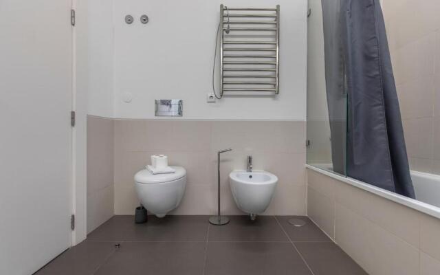 32 -Lovely 2 bedroom Apt in Principe Real
