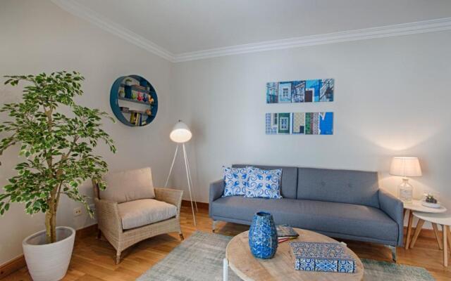 BmyGuest - Arroios Lisbon Apartment